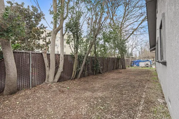 3707 N California ST, Stockton, CA 95204