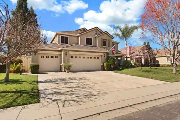 2043 Derrick AVE, Manteca, CA 95337