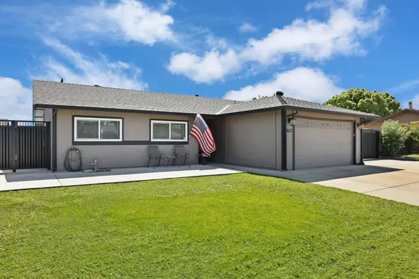 822 Buchanon LN, Manteca, CA 95336