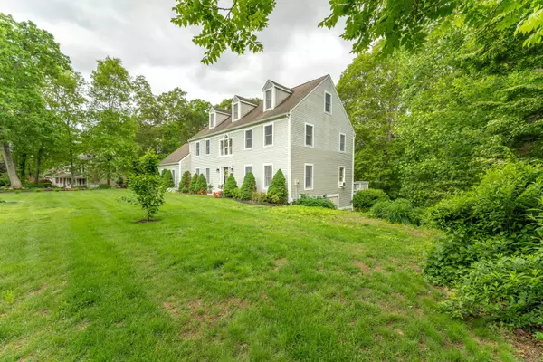 6 Jeremy Drive, East Lyme, CT 06333