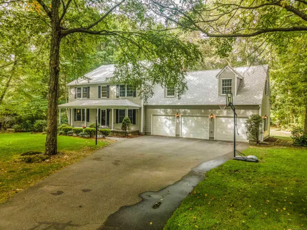 28 Alexander Drive, East Lyme, CT 06333