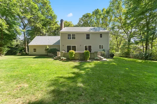 28 Alexander Drive, East Lyme, CT 06333