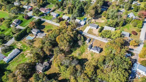 242 Browning Road, Norwich, CT 06360