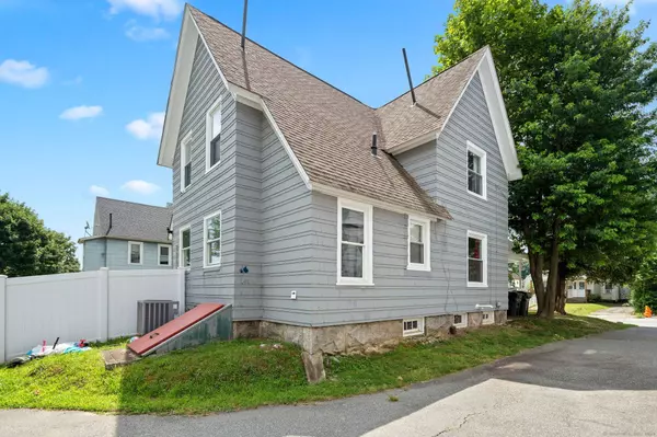 163 Willetts Avenue, New London, CT 06320