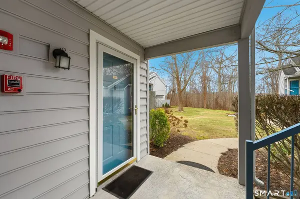 75 Crown Knoll Court #APT 103, Groton, CT 06340