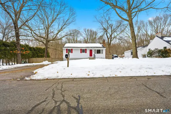 394 Cherry Lane, Montville, CT 06370