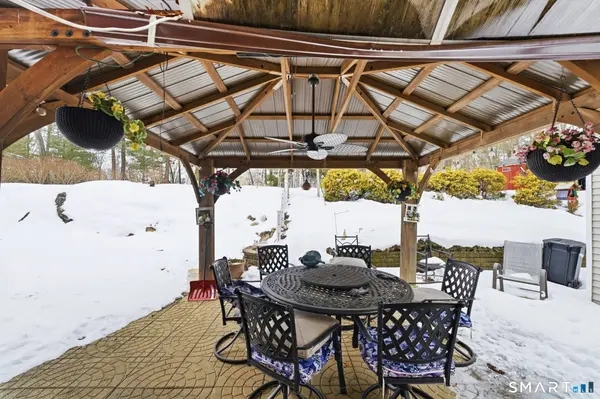 82 Sunnyside Street, Norwich, CT 06389