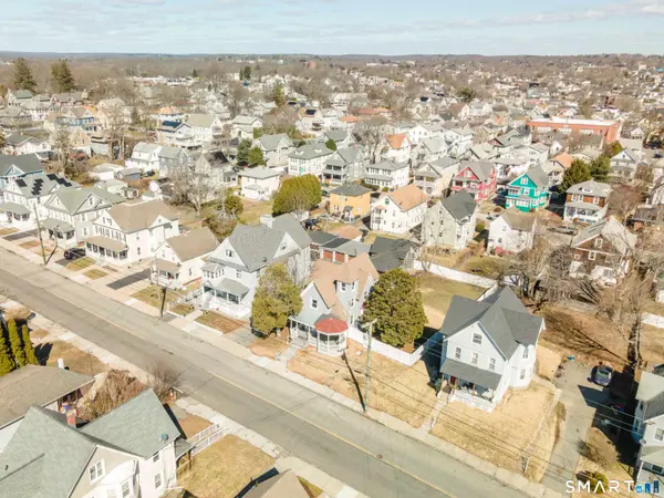 163 Willetts Avenue, New London, CT 06320