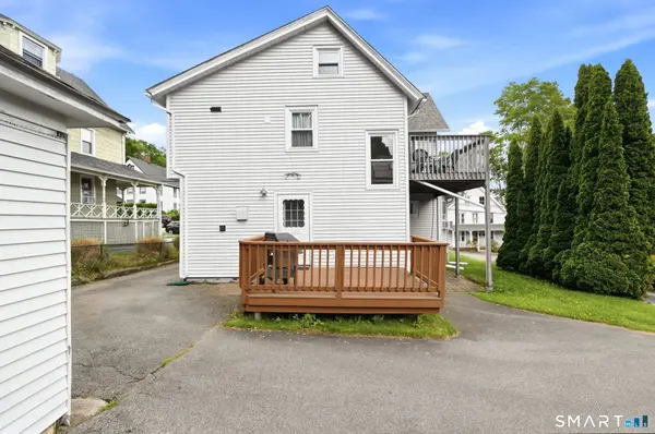 68 School Street, Groton, CT 06355
