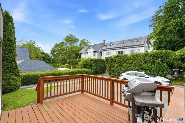 68 School Street, Groton, CT 06355