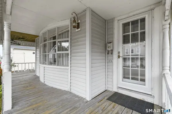68 School Street, Groton, CT 06355