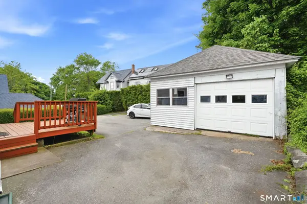 68 School Street, Groton, CT 06355