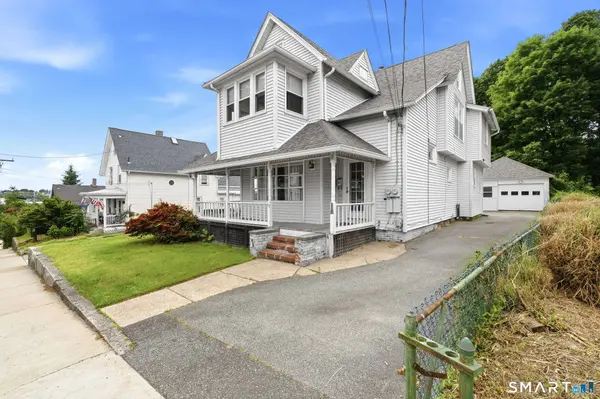 68 School Street, Groton, CT 06355