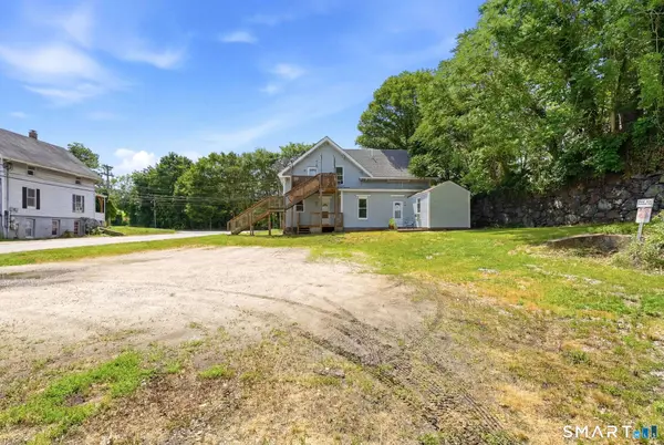 84 Laurel Hill Avenue, Norwich, CT 06360