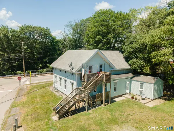 84 Laurel Hill Avenue, Norwich, CT 06360