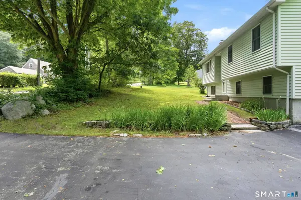 19 Holmes Road, East Lyme, CT 06333