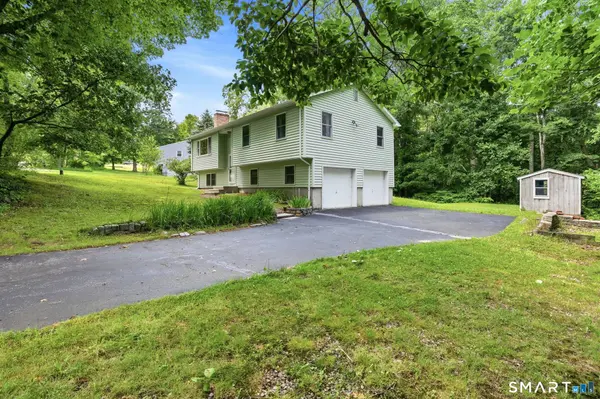 19 Holmes Road, East Lyme, CT 06333