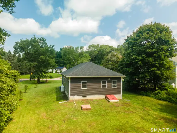 64 Mullen Hill Road, Waterford, CT 06385