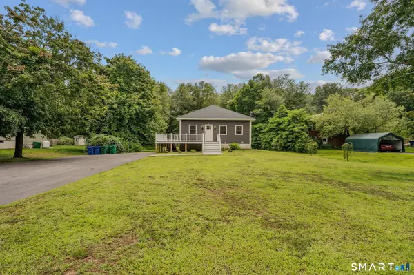 64 Mullen Hill Road, Waterford, CT 06385