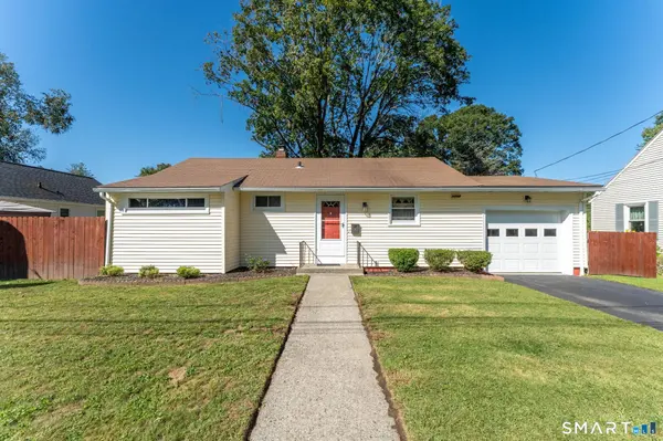 4 Meditz Court, Norwich, CT 06360