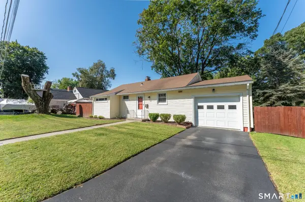 4 Meditz Court, Norwich, CT 06360