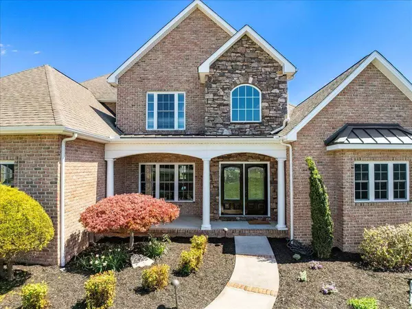 412 STERLING HEIGHTS LN, Blacksburg, VA 24060