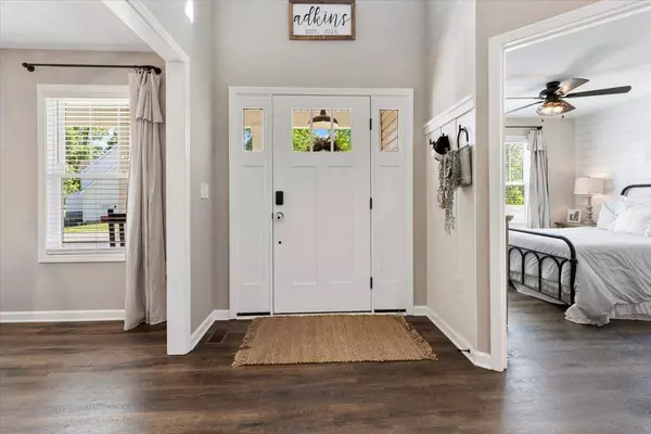 1290 WALNUT RIDGE RD, Christiansburg, VA 24073