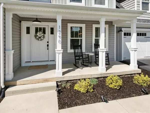 1290 WALNUT RIDGE RD, Christiansburg, VA 24073