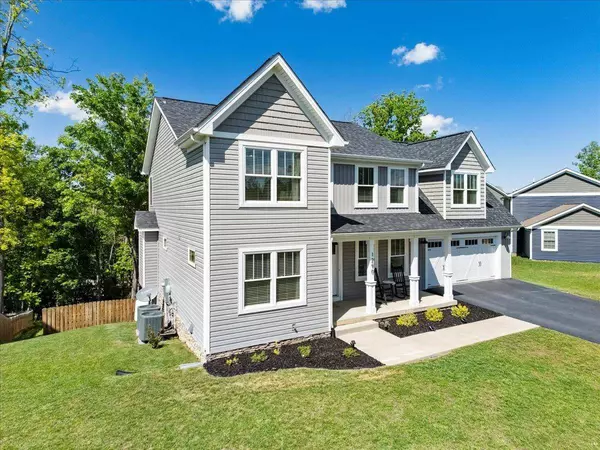 1290 WALNUT RIDGE RD, Christiansburg, VA 24073