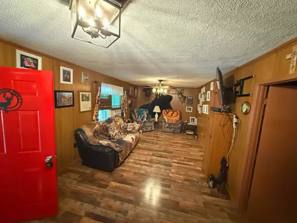 4333 BIG STONY CREEK RD, Goldbond, VA 24150