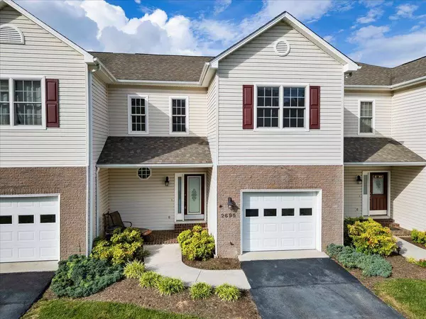 2695 Blossom Trail E, Blacksburg, VA 24060