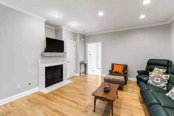 2695 Blossom Trail E, Blacksburg, VA 24060