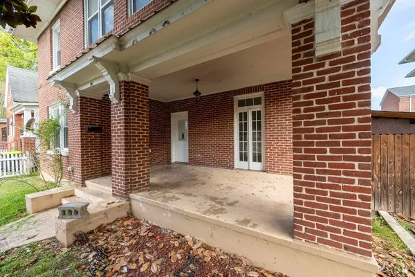 140 3rd Street NW, Pulaski, VA 24301