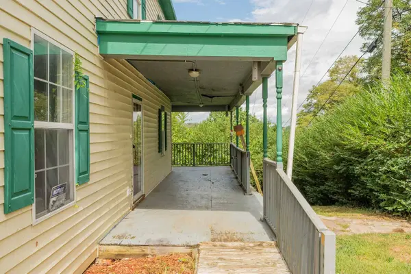 128 Lexington AVE, Pulaski, VA 24301