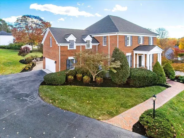 416 VINYARD AVE, Blacksburg, VA 24060