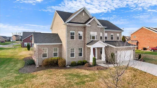 6431 TEETH OF THE DOG DR, Radford, VA 24141