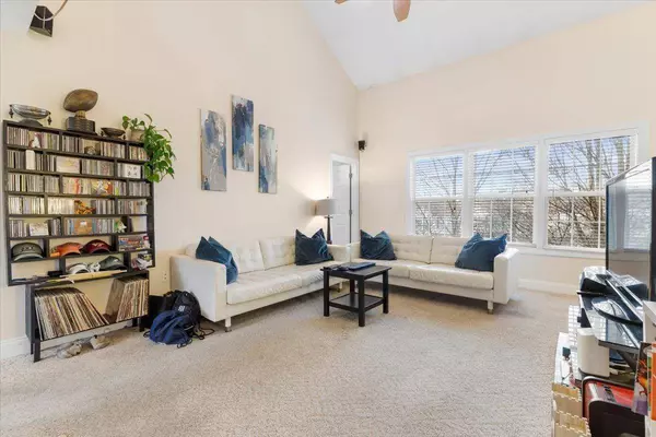 450 TALL OAK BLVD, Christiansburg, VA 24073