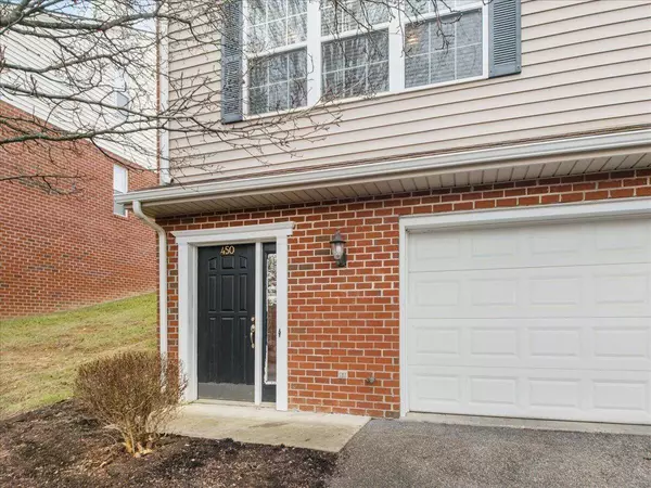 450 TALL OAK BLVD, Christiansburg, VA 24073