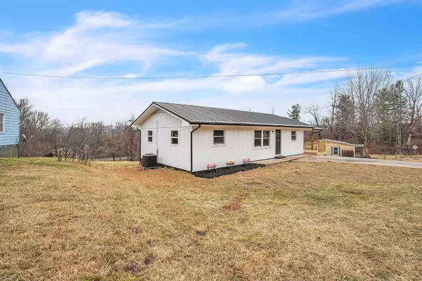 4410 Jake Bufford AVE, Pulaski, VA 24301