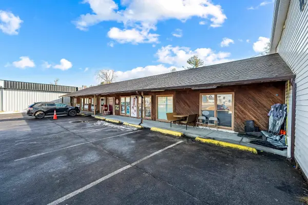 3015 N Franklin ST, Christiansburg, VA 24073