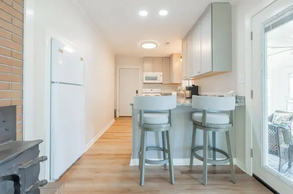 4886 Lakeshore DR, Dublin, VA 24084