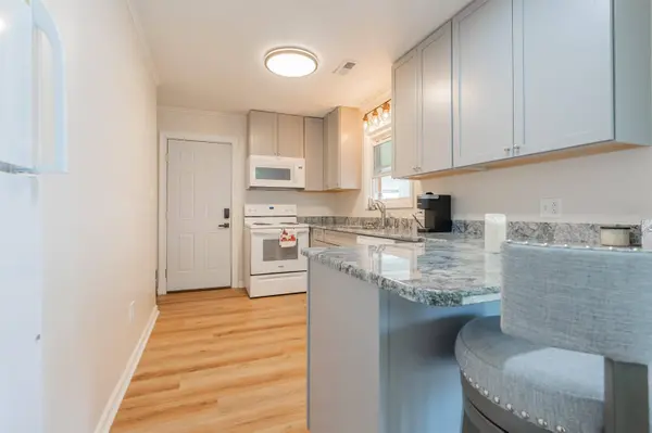 4886 Lakeshore DR, Dublin, VA 24084