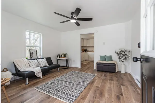 1009 Fifth Street SE, Pulaski, VA 24301