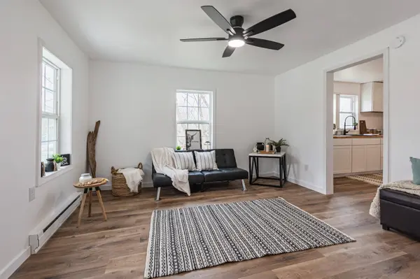 1009 Fifth Street SE, Pulaski, VA 24301