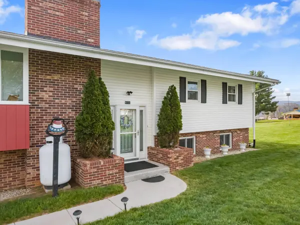 4858 Barton DR, Dublin, VA 24084