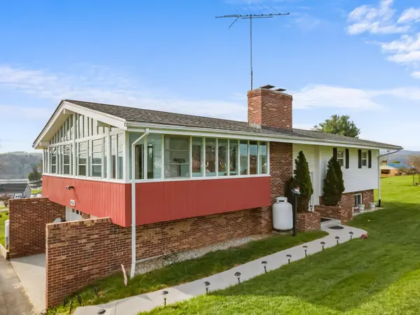 4858 Barton DR, Dublin, VA 24084