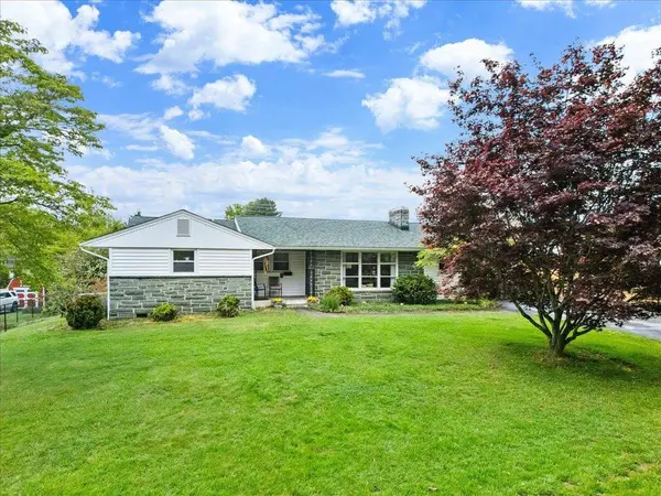 203 10th ST, Radford, VA 24141