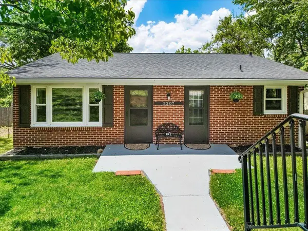 2307 2ND St ST, Radford, VA 24141