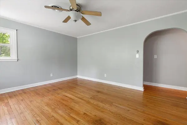 2307 2ND St ST, Radford, VA 24141