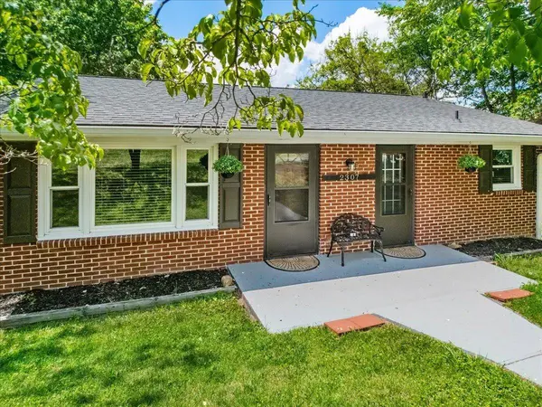 2307 2ND St ST, Radford, VA 24141